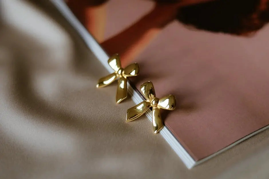 10 Chic Ways to Style Your Statement Ring for Any Occasion
