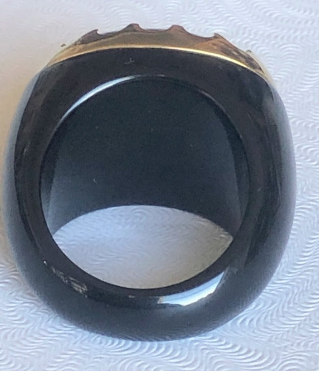 Fine resin Crafted w/Crown framed Oval Cabochon new Ring. 501R9w184