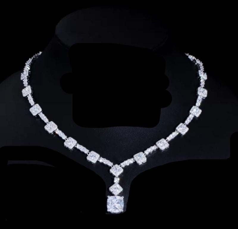 Diamond Veneer Cubic Zirconia Stations Necklace Pendant Set