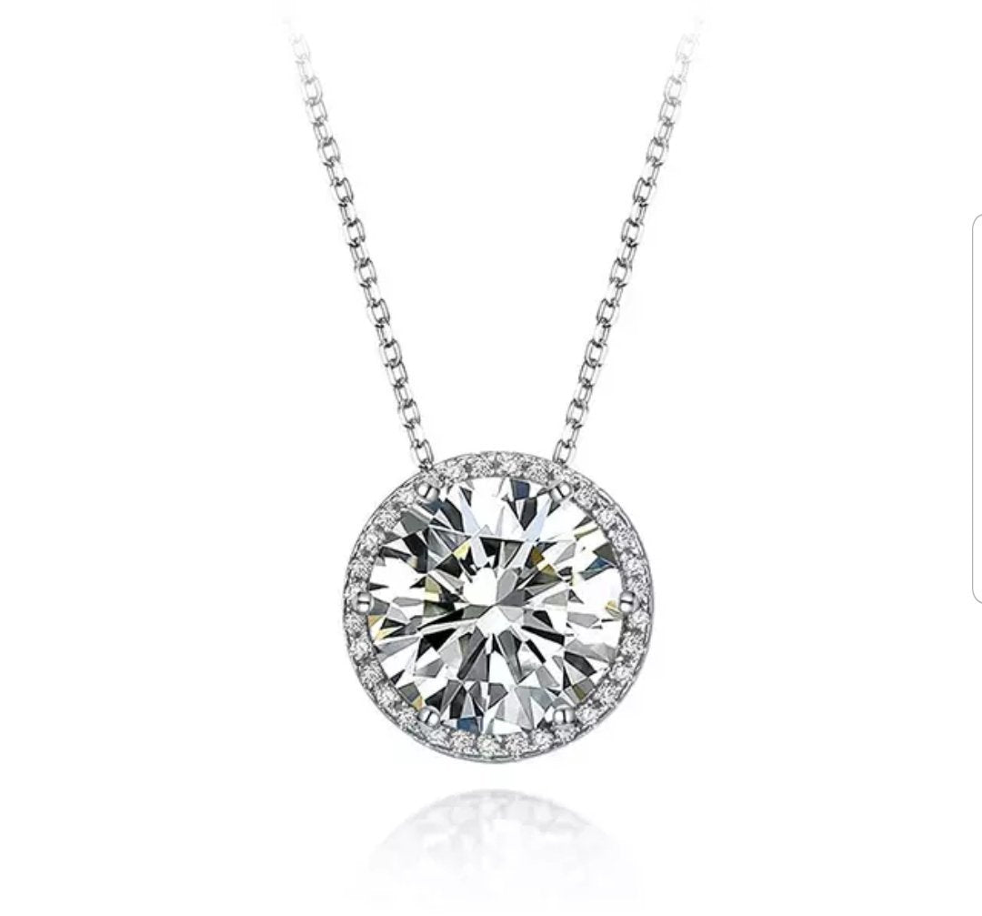 Round Diamond Veneer Cubic Zirconia Sterling Silver Pendant. 635P15708 | DiamondVeneer Fashion