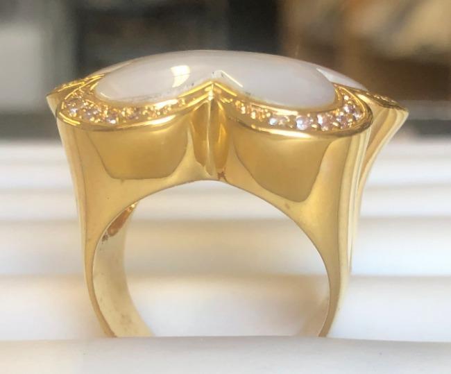 Five Leaf genuine Shell Pearl Clover framed by Zirconite Cubic Zirconia new Ring. 501R40325 | Yaacov Hassidim