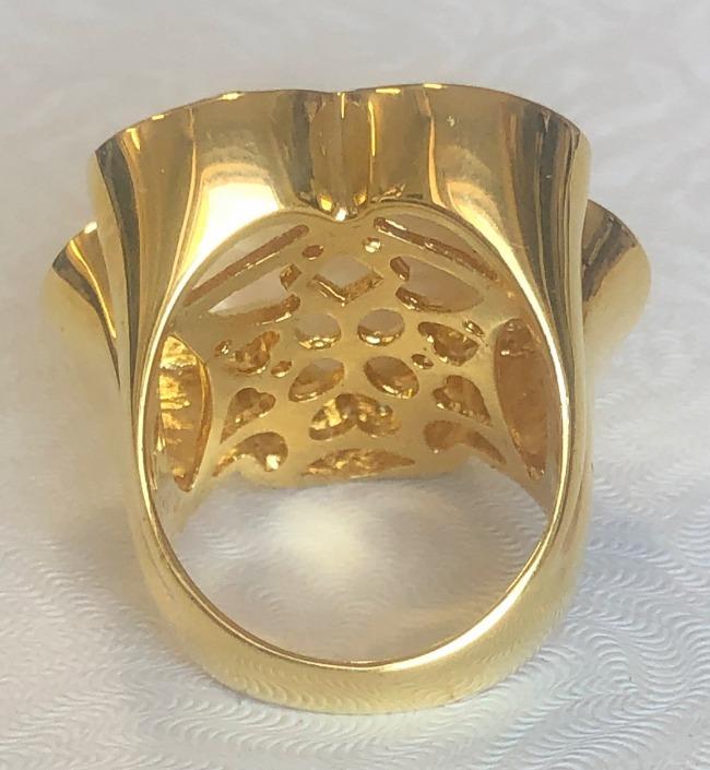 Five Leaf genuine Shell Pearl Clover framed by Zirconite Cubic Zirconia new Ring. 501R40325 | Yaacov Hassidim