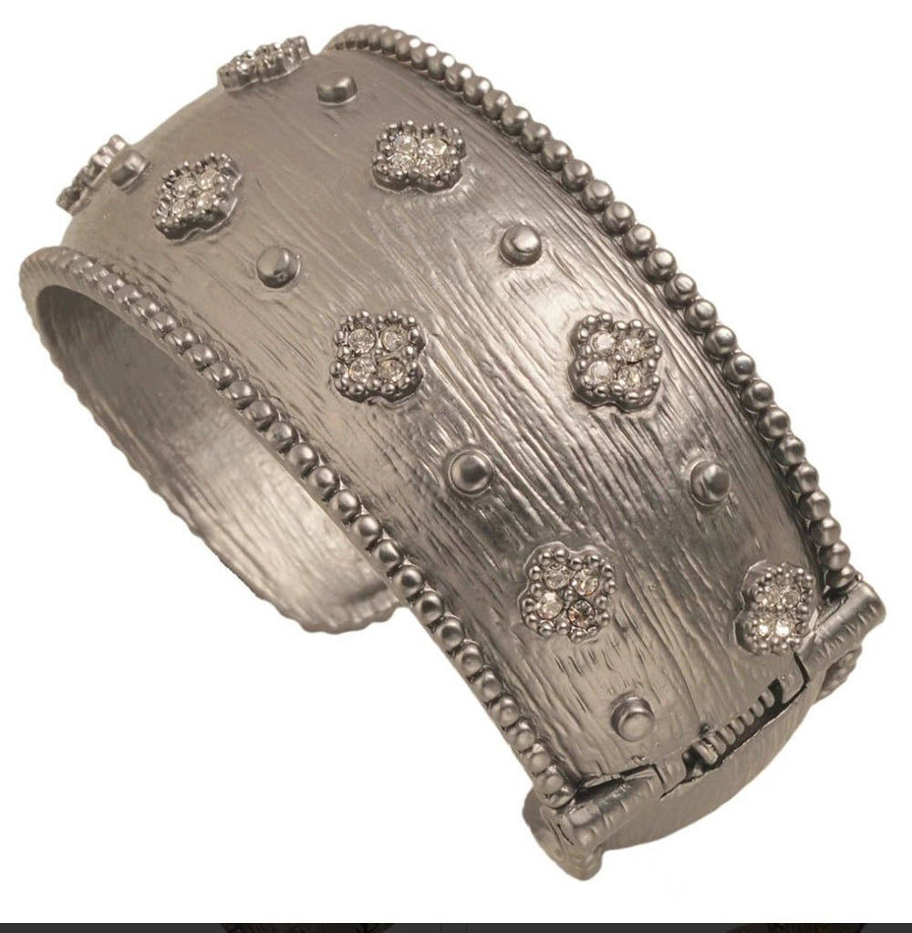 Zirconite wide hinged Bangle Bracelet. 500B7144G | Zirconmania Fashion