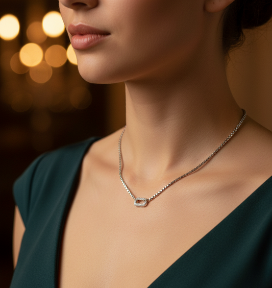 chain Oval center Necklace zirconite   856N102