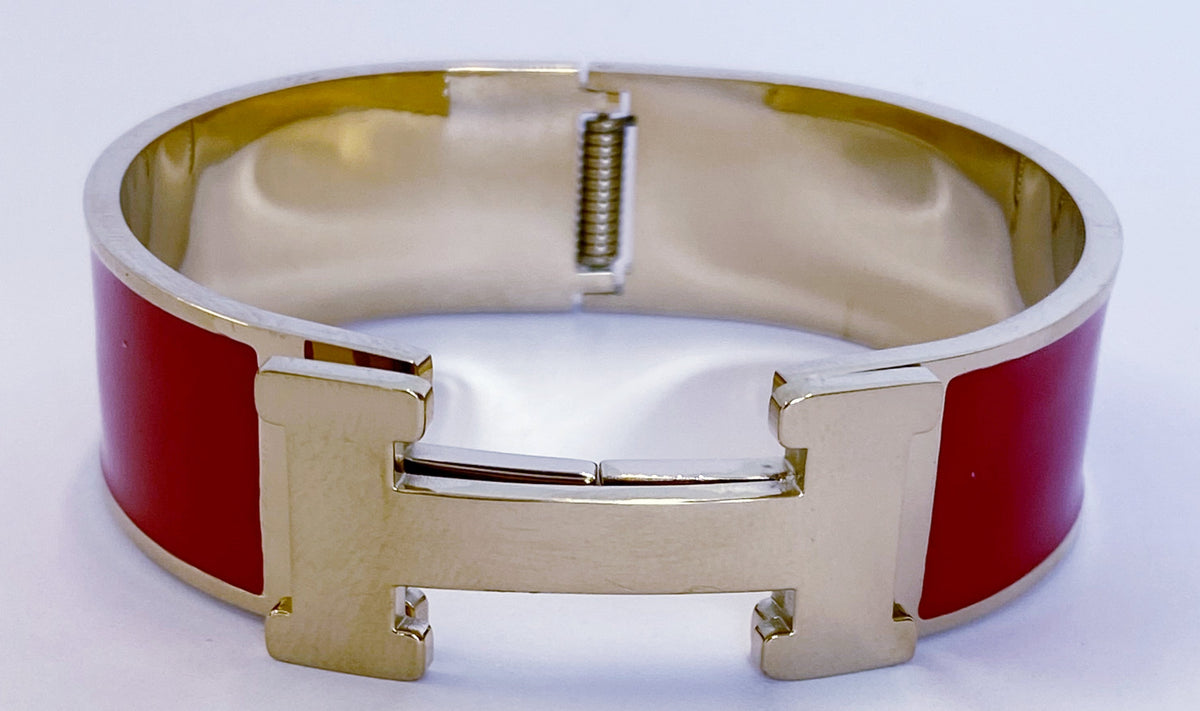 Enamel hinged stainless steel bangle by Zirconite, red color, 500B6487