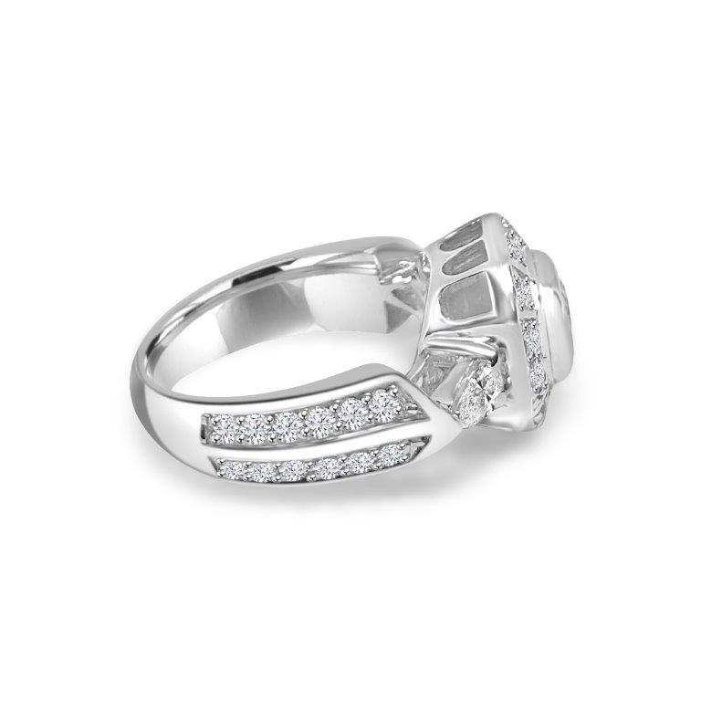 0.75 CT cushion-cut cubic zirconia halo ring in sterling silver, side view, 635R12551