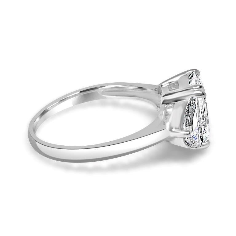 2.5 CT emerald-cut cubic zirconia three-stone ring in sterling silver, side view, 635R71209
