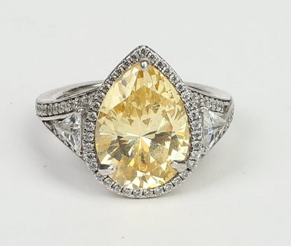 4 CT pear-cut cubic zirconia three-stone halo ring in sterling silver, canary yellow stone, 800R513
