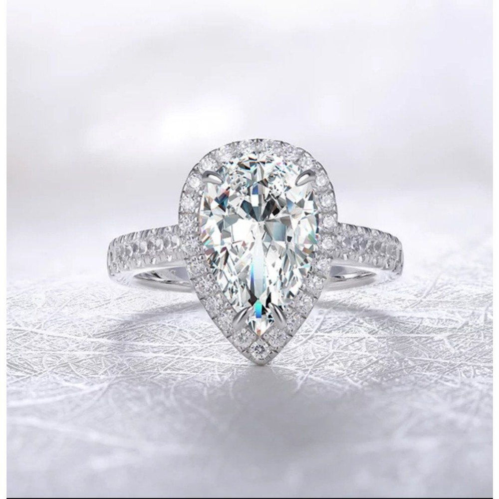 4CT Pear Diamond Veneer Cubic Zirconia Ring. 635R71421