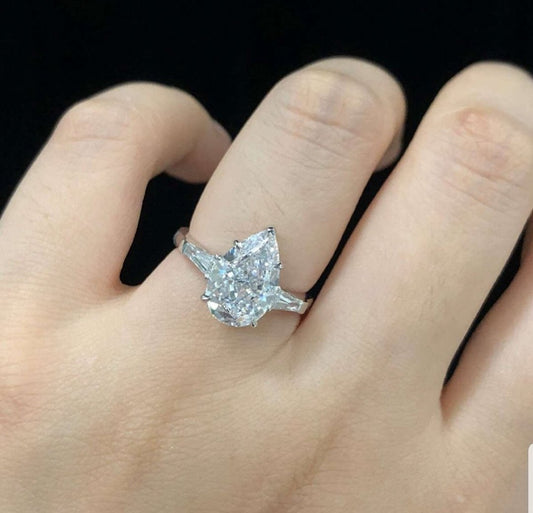6 CT pear-cut cubic zirconia engagement ring in sterling silver, alternate view, 800R528