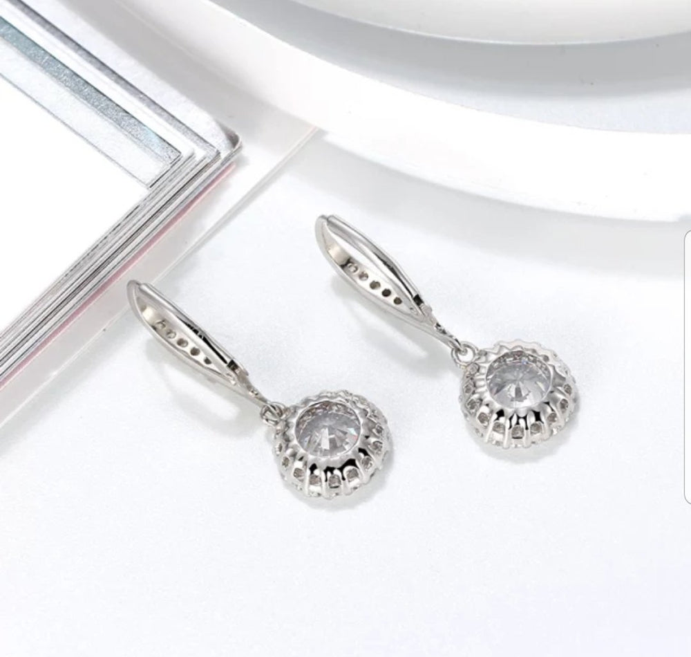 3CT TW Diamond Veneer Cubic Zirconia Earrings. 635E10687 | DiamondVeneer Fashion
