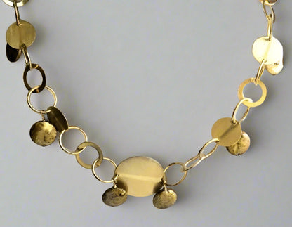 Gold coin and pearl necklace, alternate view, STN230