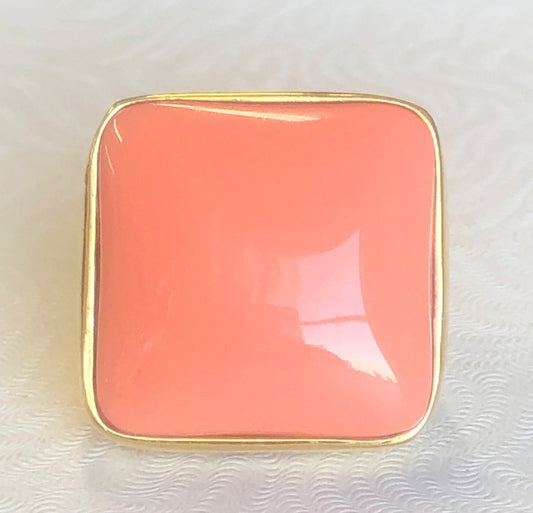 Square resin cabochon cocktail ring in gold tone, main view, 501R9W196